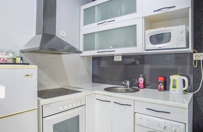 Location longue durée d’un appartement lumineux de 2 pièces, 45 m², centre de Belgrade, Serbie